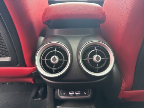 2023 Alfa Romeo Stelvio Veloce