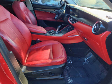 2018 Alfa Romeo Stelvio Ti