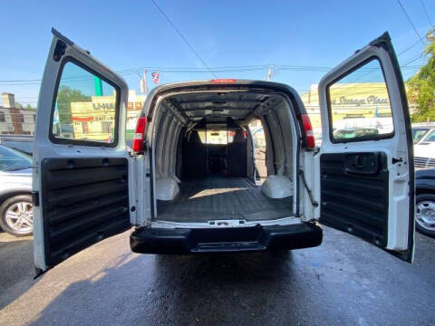 2019 GMC Savana 2500