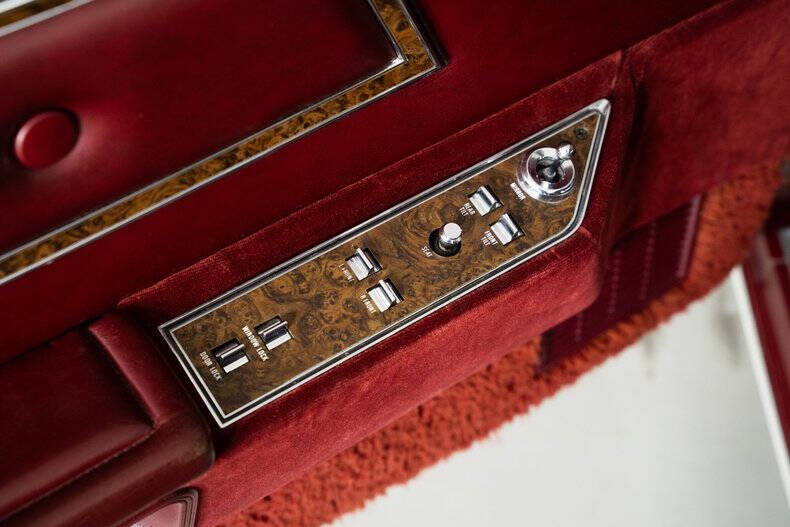 1975 Ford Thunderbird