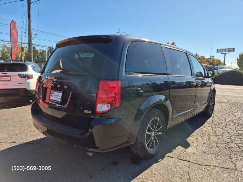 2018 Dodge Grand Caravan SE