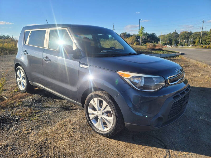 2015 Kia Soul +