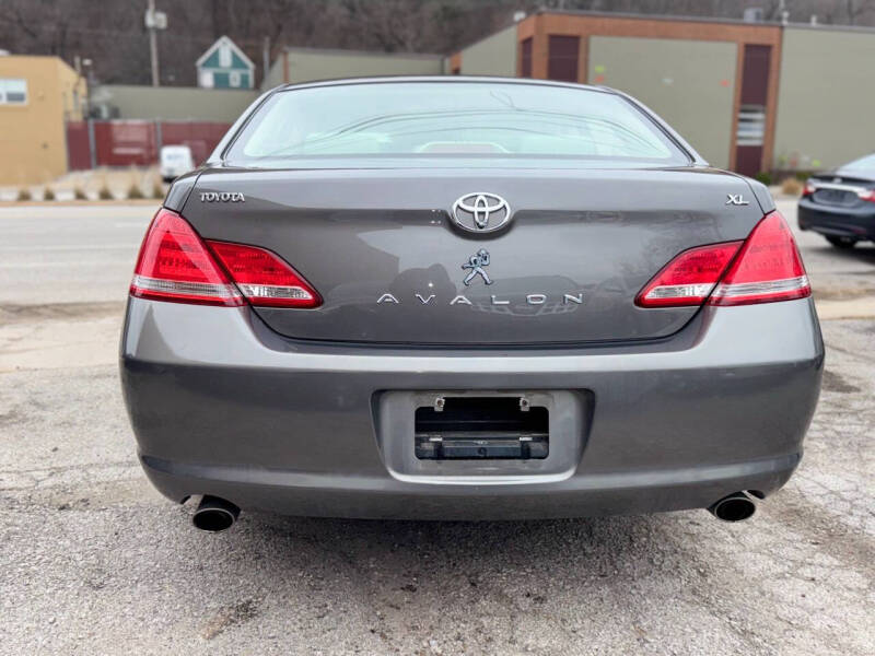2007 Toyota Avalon XL