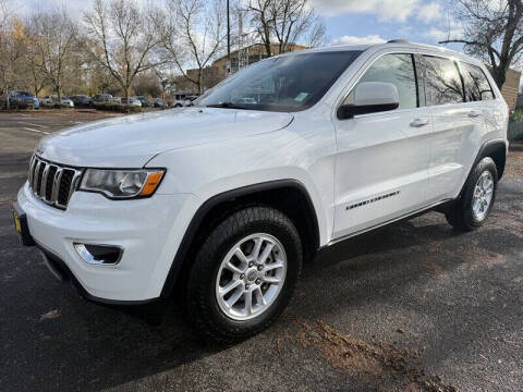 2019 Jeep Grand Cherokee Laredo