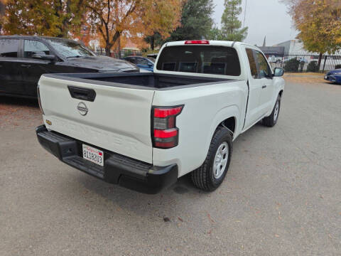 2023 Nissan Frontier S