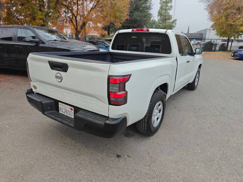 2023 Nissan Frontier S