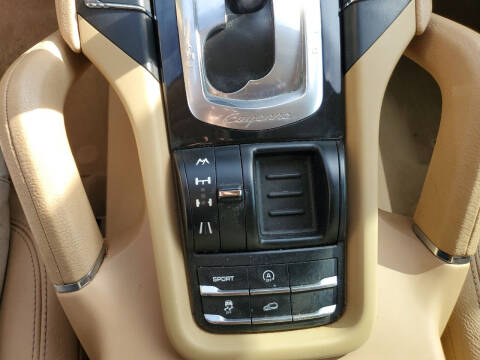 2013 Porsche Cayenne Tiptronic