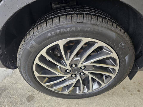 2019 Lincoln Nautilus Reserve