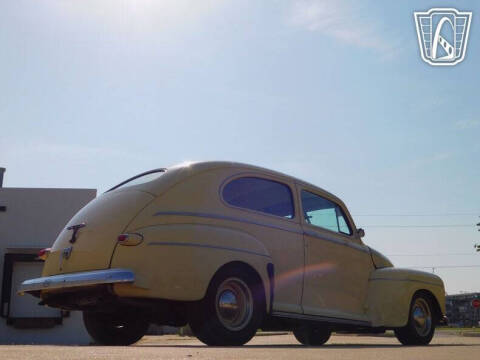 1942 Ford Super Deluxe