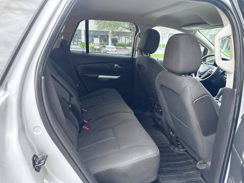 2013 Ford Edge SE