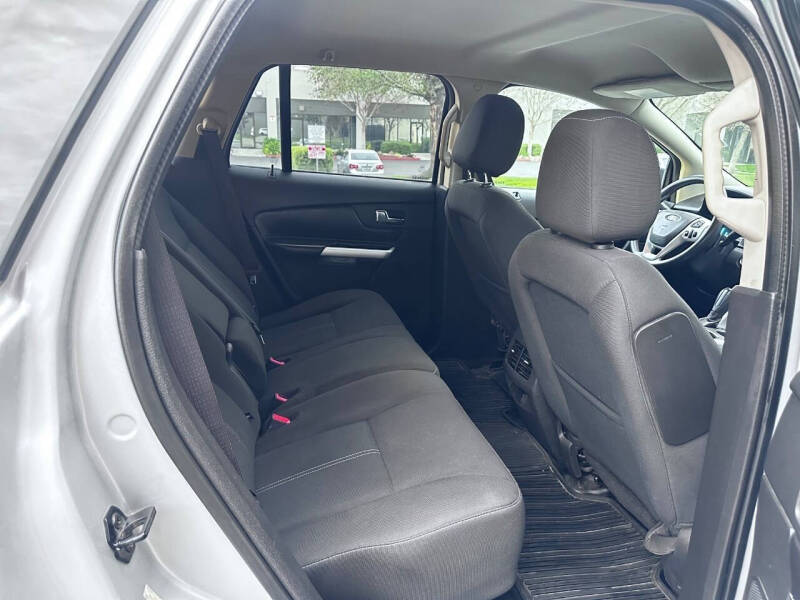 2013 Ford Edge SE