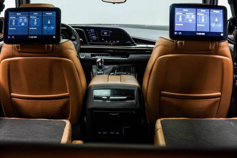 2021 Cadillac Escalade Sport