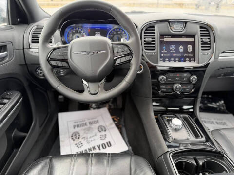 2023 Chrysler 300 S V6