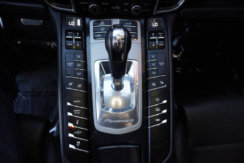 2014 Porsche Panamera Turbo Executive