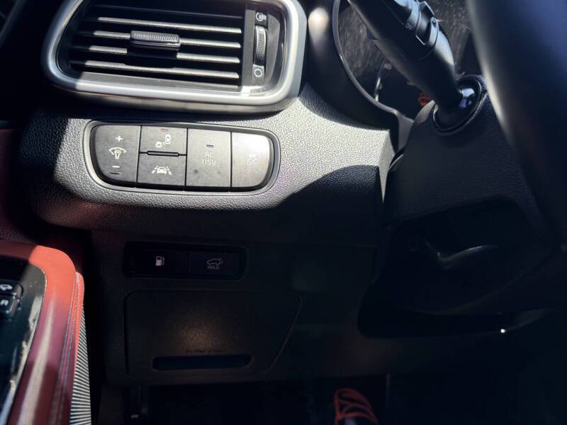 2016 Kia Sorento SX Limited