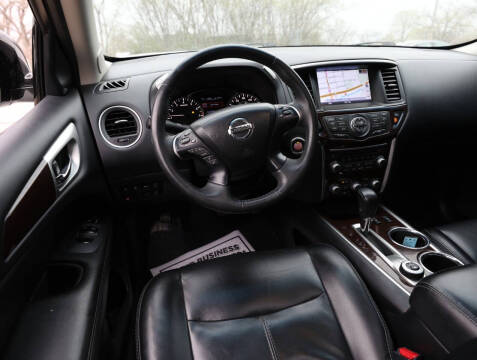 2015 Nissan Pathfinder SL