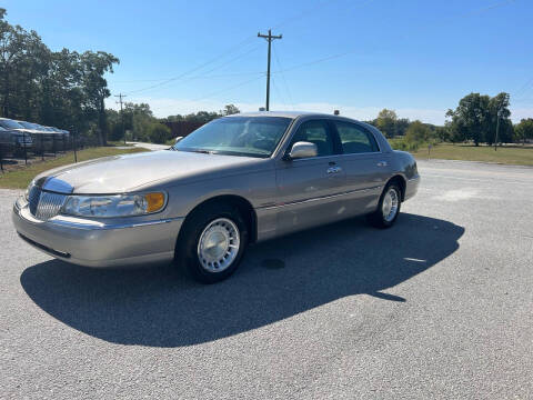 2000 Lincoln Town Car for sale at Madden Motors LLC in Iva SC