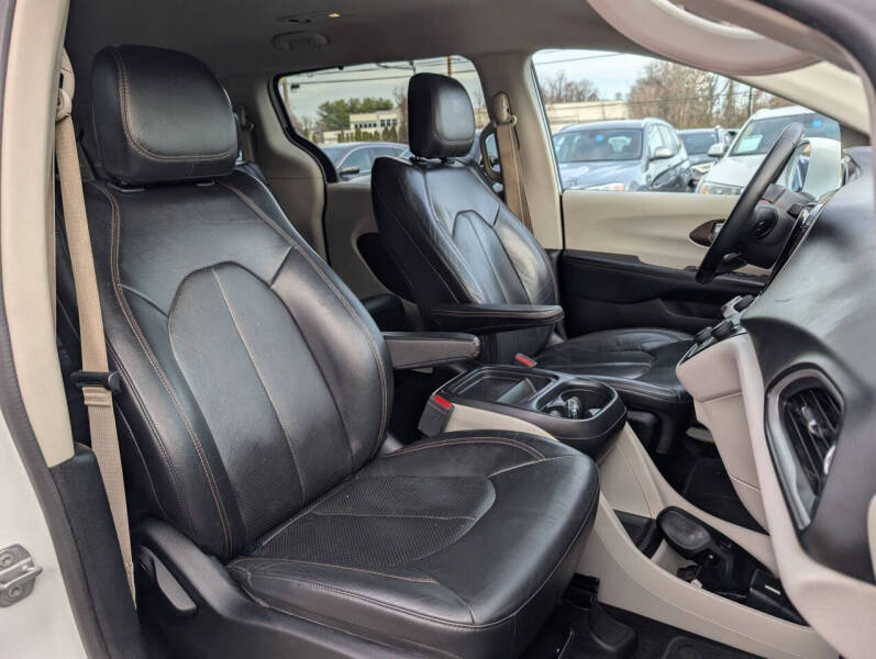 2018 Chrysler Pacifica Touring L
