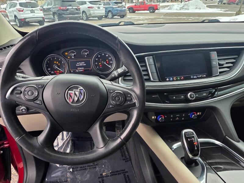 2020 Buick Enclave Essence