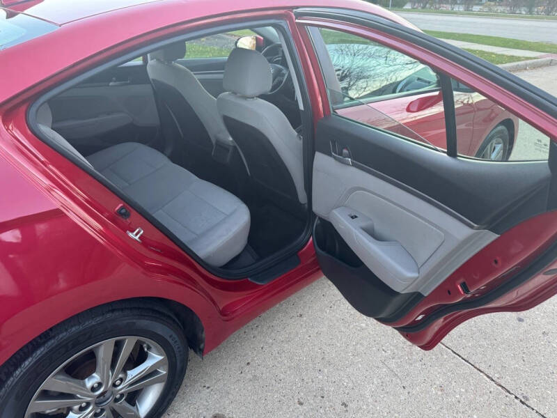 2018 Hyundai Elantra SEL