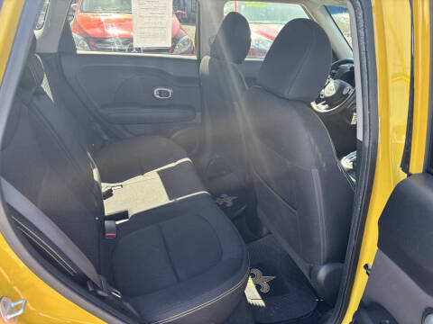 2015 Kia Soul +