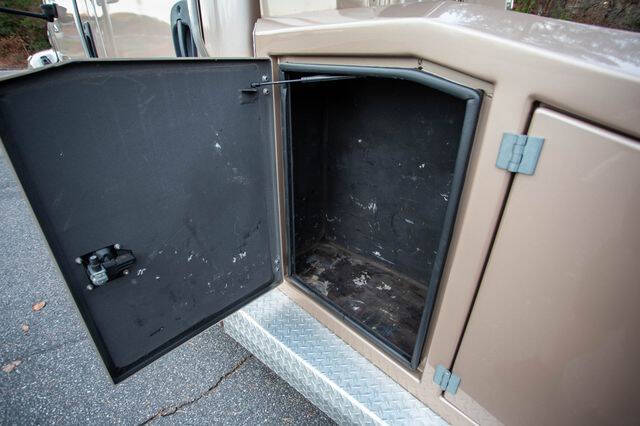 2015 Freightliner M2 106