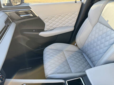 2022 Mitsubishi Outlander SEL