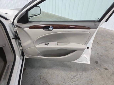 2011 Buick Lucerne CX