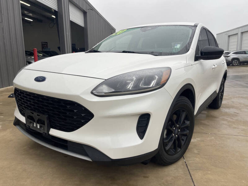 2020 Ford Escape SE's photo