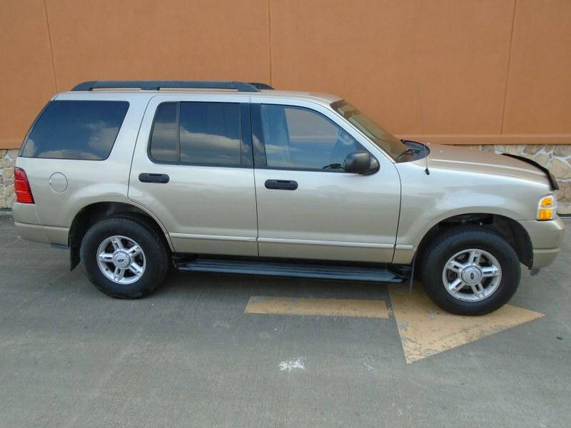 2005 Ford Explorer XLT