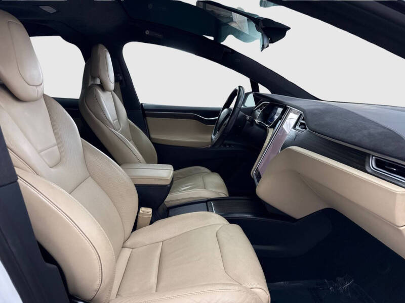 2016 Tesla Model X 75D