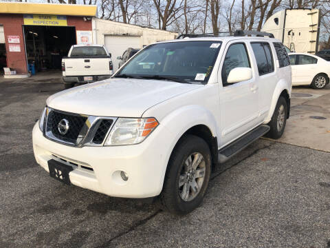 2009 Nissan Pathfinder for sale at Barga Motors in Tewksbury MA