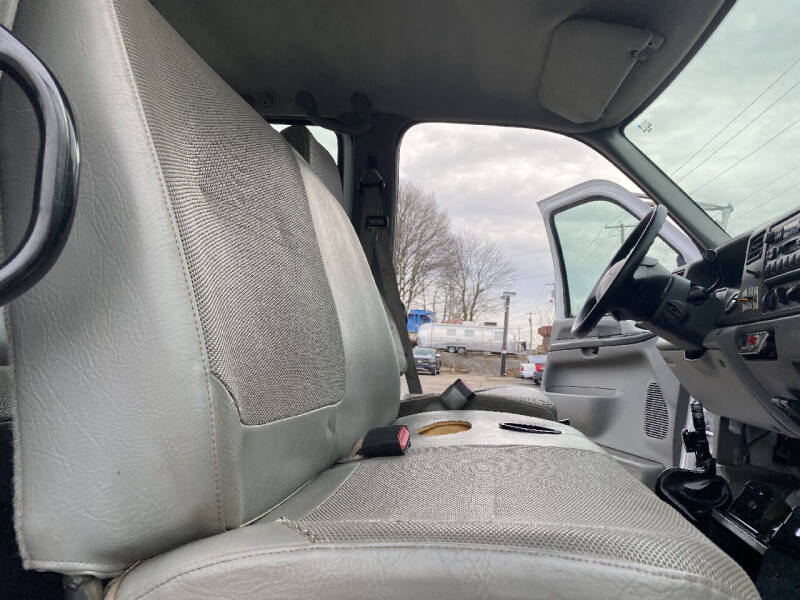 2003 Ford F-650 Super Duty