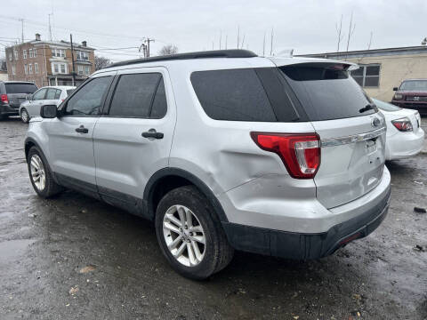2016 Ford Explorer