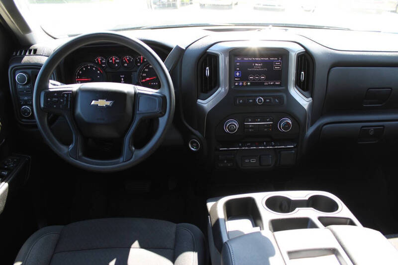 2024 Chevrolet Silverado 2500HD Custom