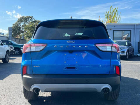 2021 Ford Escape SEL