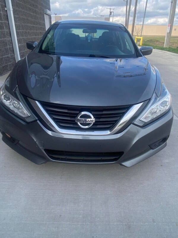 2017 Nissan Altima for sale at Carsland KC in Kansas City MO