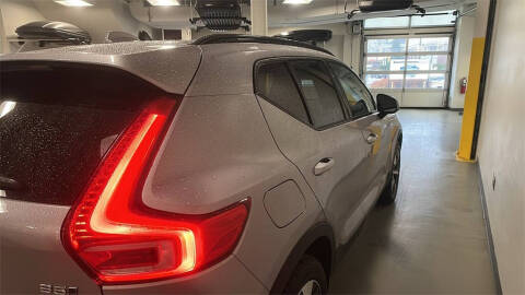 2026 Volvo XC40 B5 Plus