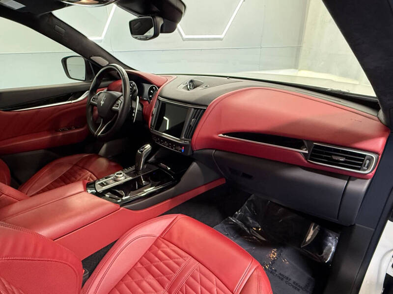 2022 Maserati Levante Modena S