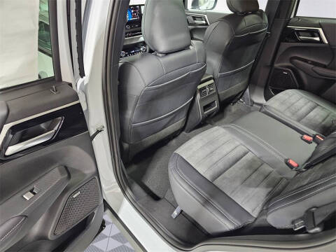 2025 Mitsubishi Outlander