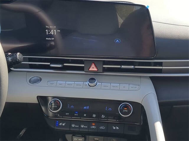 2025 Hyundai Elantra Hybrid Limited