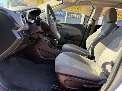 2020 Chevrolet Sonic LT