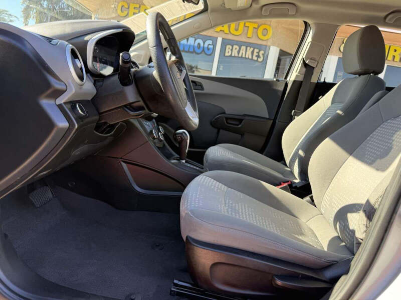 2020 Chevrolet Sonic LT