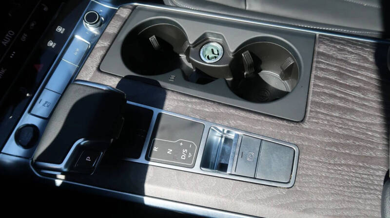 2024 Audi A6 quattro Premium 55 TFSI