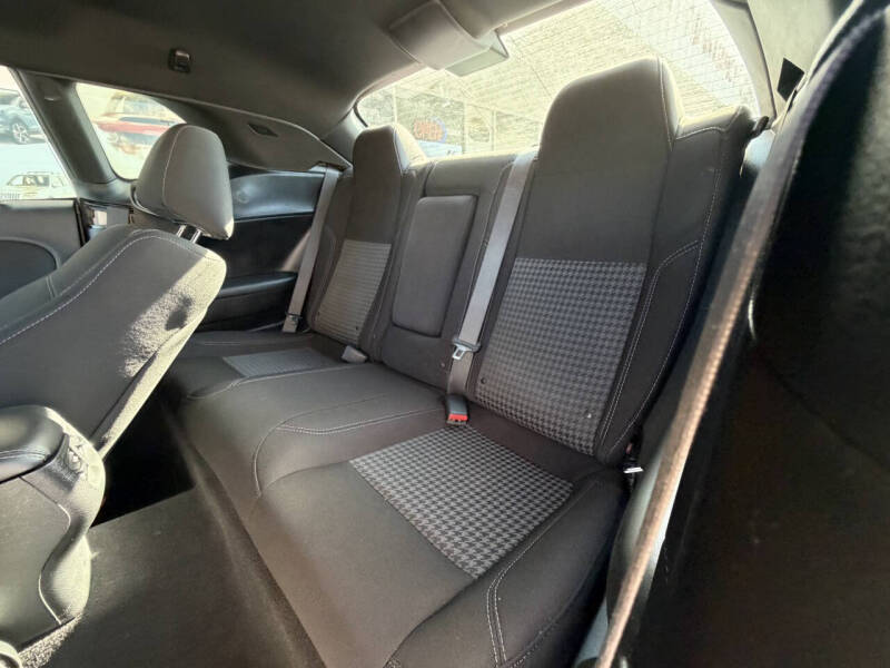 2020 Dodge Challenger SXT