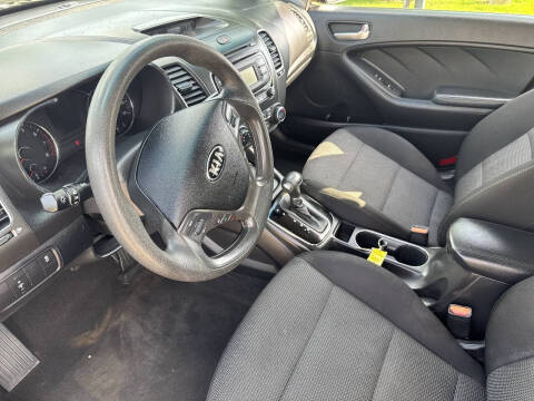2017 Kia Forte5 LX