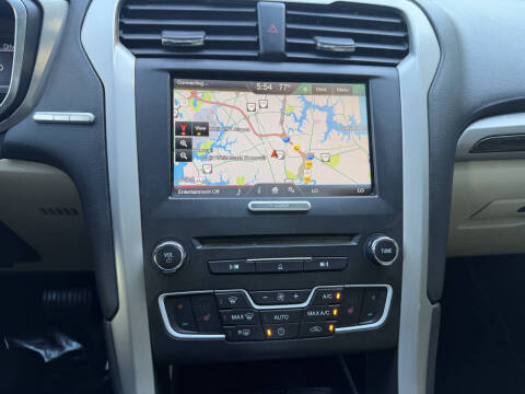 2016 Ford Fusion SE