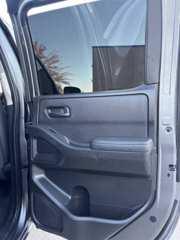 2022 Nissan Frontier S