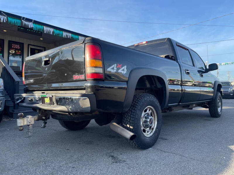 2004 GMC Sierra 2500HD