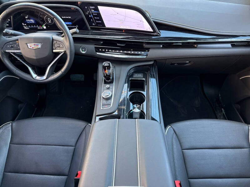 2022 Cadillac Escalade Sport